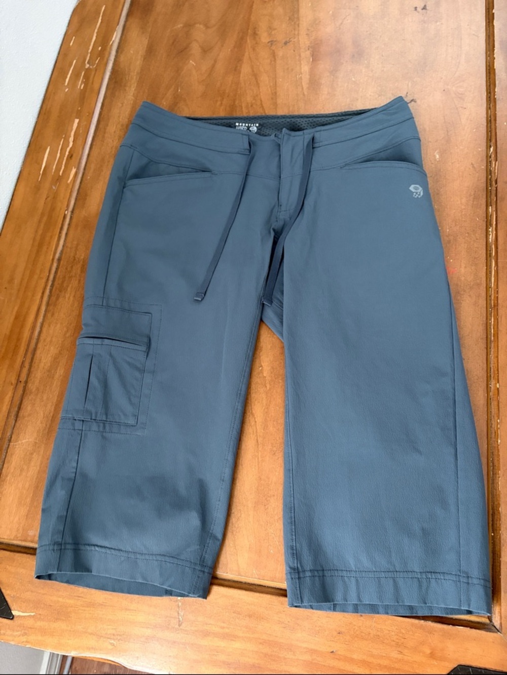 Mountain Hardwear Women’s Cargo Bermudas Size 4